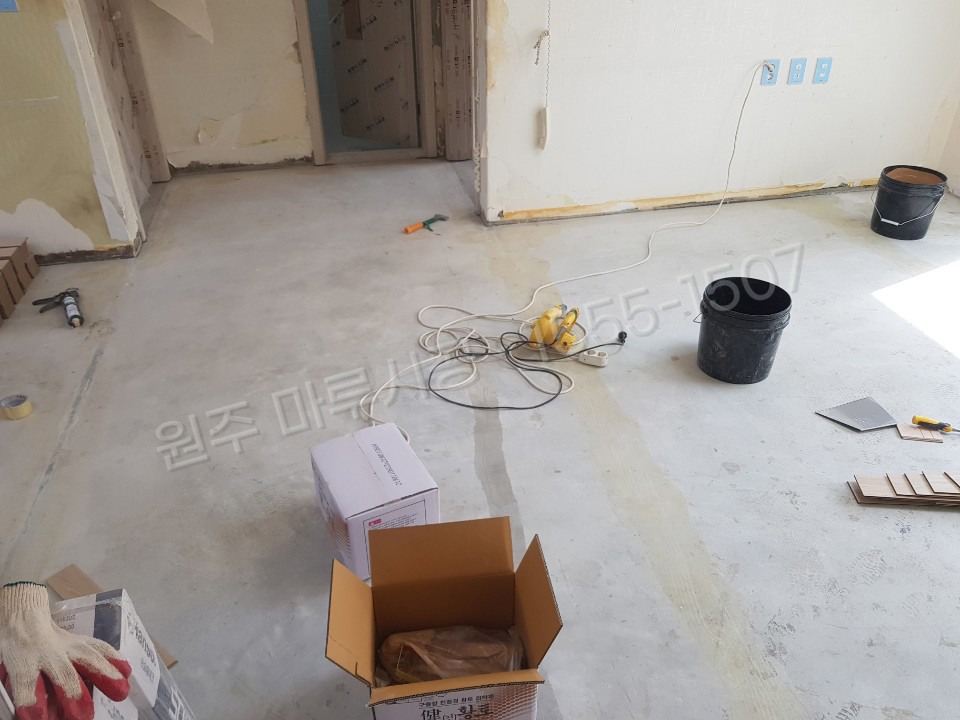원주 학성동 마루 시공 한솔 SB 제너럴오크 강마루 시공 전