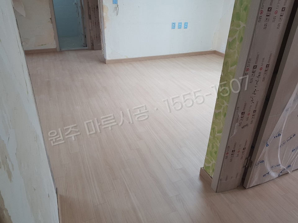 원주 학성동 마루 시공 한솔 SB 제너럴오크 강마루 시공 완료
